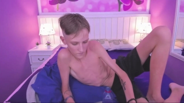 Garethhowel  08-08-2021 video Pants WET